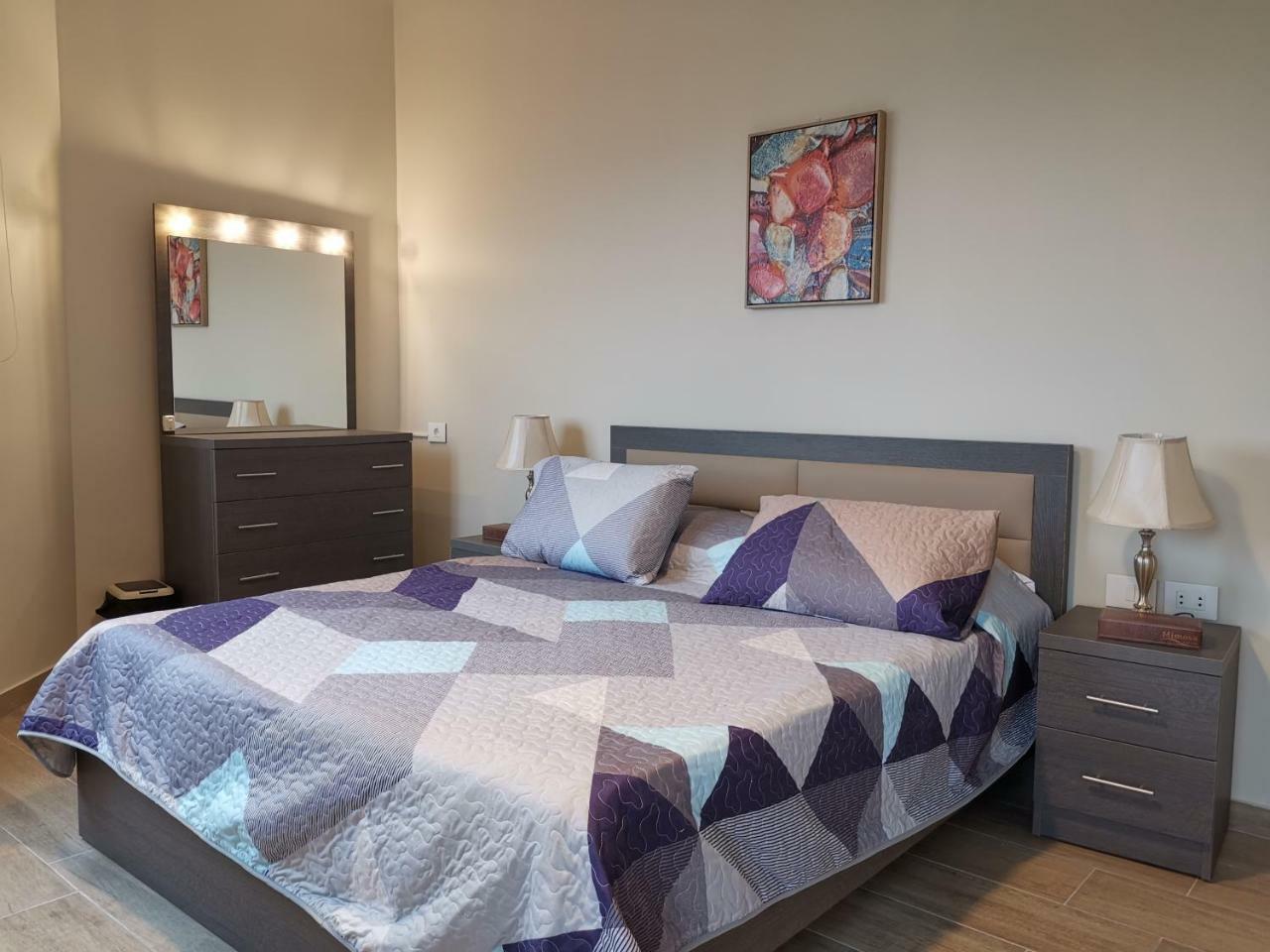 West House Apartments-Mar Mikhael Бейрут Экстерьер фото